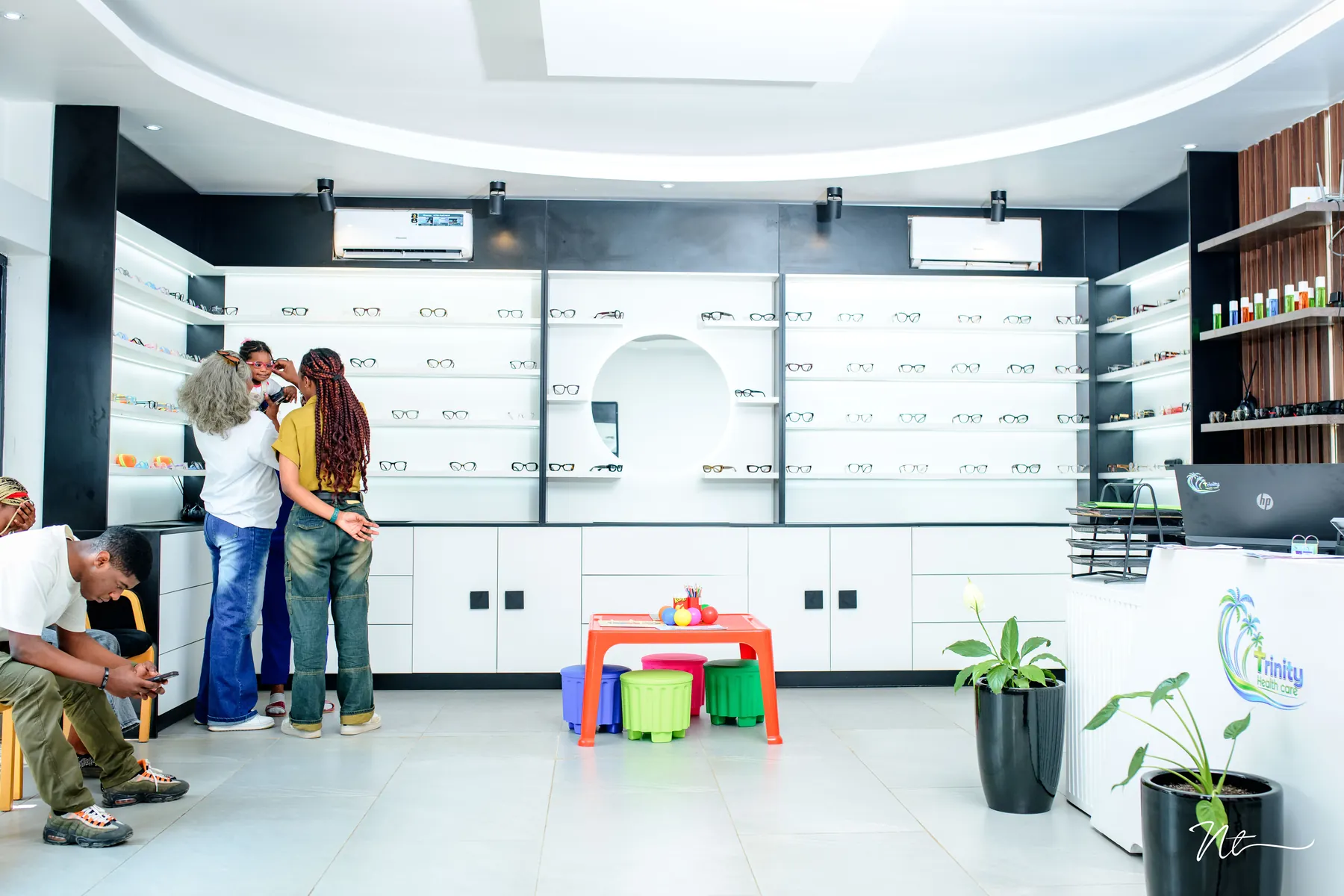 Espace de présentation des lunettes